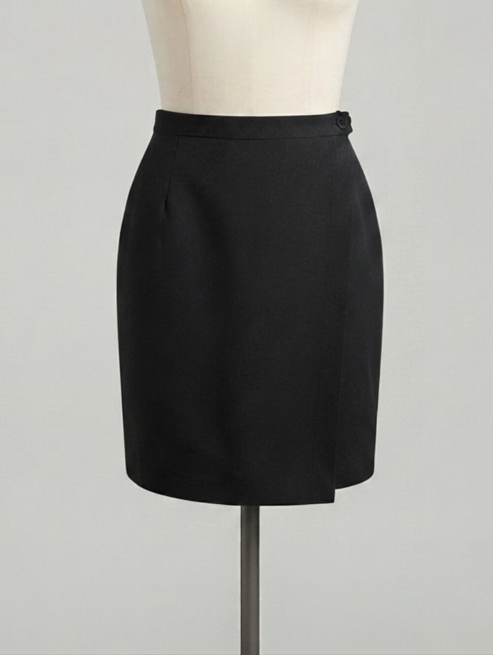 Vintage V.I.Petites Black Tailored High-Waist Mini Wrap Skirt Womens Size 6